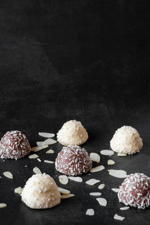 Çikolata Kaplı Hindistan Cevizi Topu Tarifi