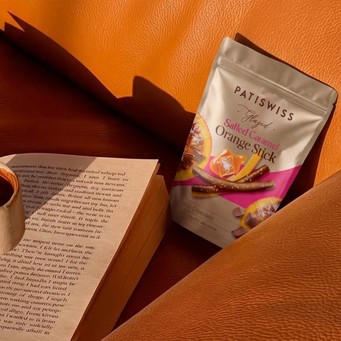 Tuzlu Karamel Parçacıklı Sütlü Çikolata Kaplı Portakal Çubuğu, 80G