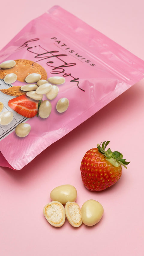 Bittebon Çilek Aromalı Beyaz Çikolatalı Bisküvi Draje, 120G