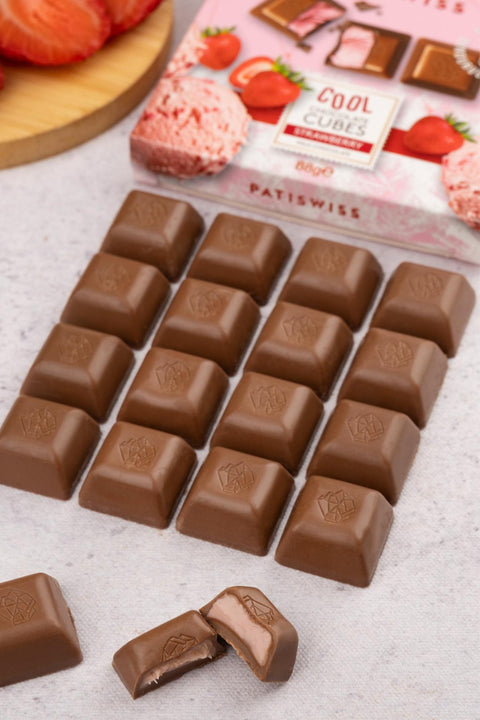 Cool Cubes Çilekli Sütlü Çikolata, 88G
