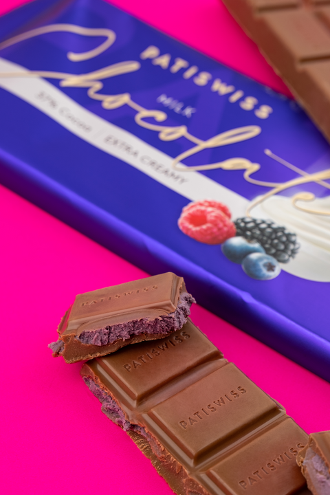 Orman Meyveli Yoğurtlu Krema Dolgulu Sütlü Çikolata, 240G